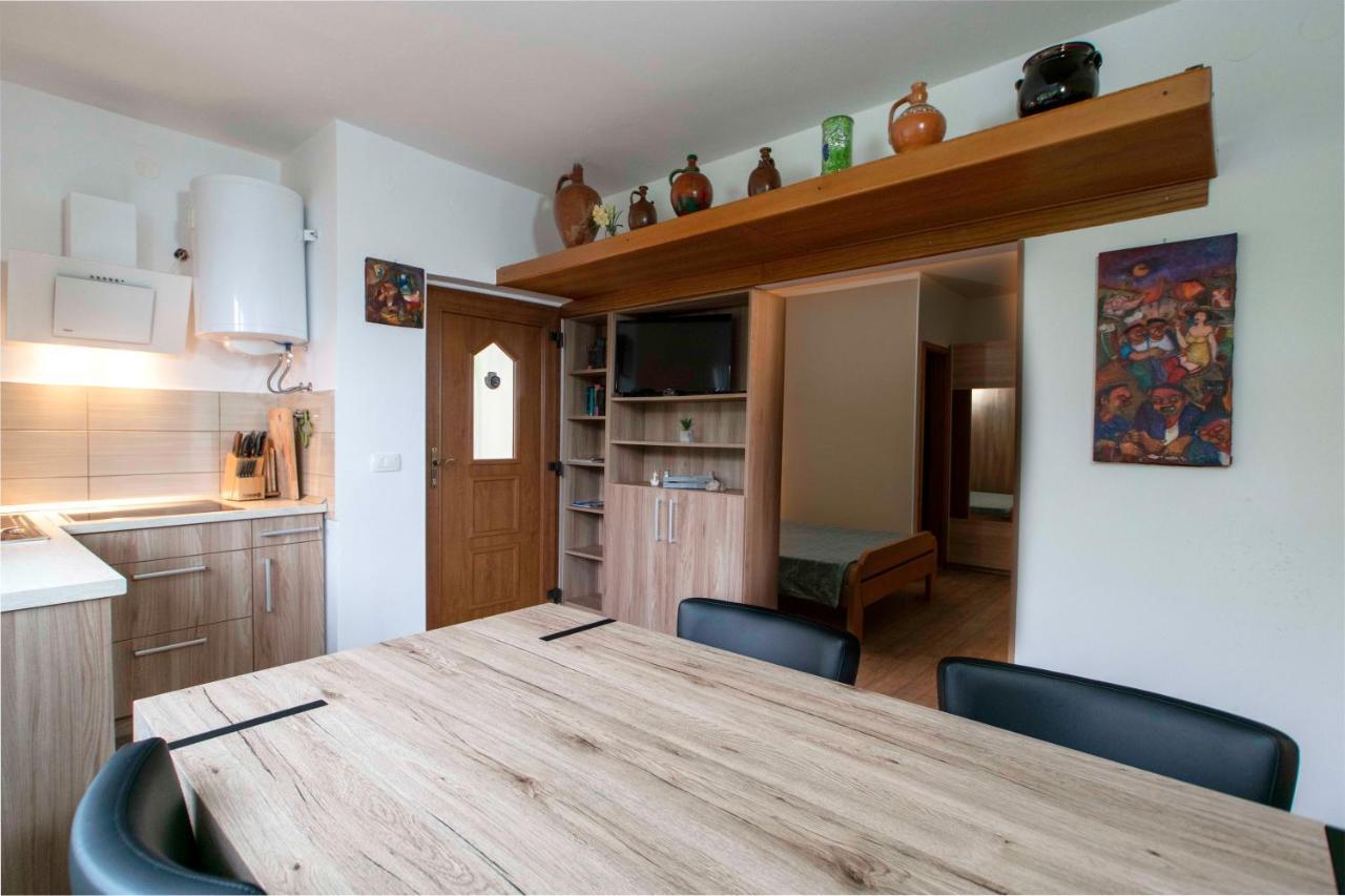 Apartmaji Pri Bosi Nogi Изола Экстерьер фото